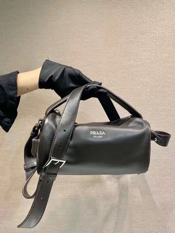New Boston Bag with Vintage Design and Grained Calfskin