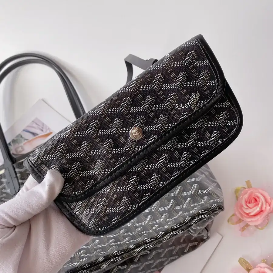 Goyard Bucket Bag Small Size