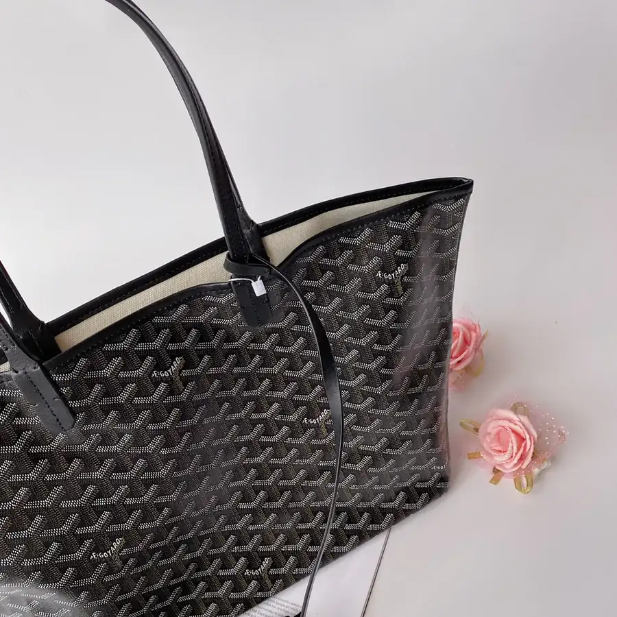 Goyard Bucket Bag Small Size