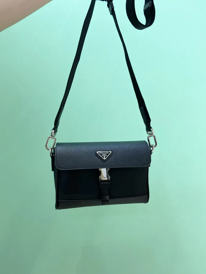 New Post Mail Bag Crosshatch Pattern