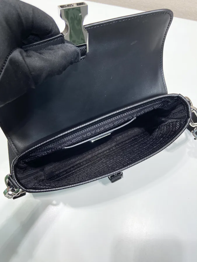 New Post Mail Bag Crosshatch Pattern