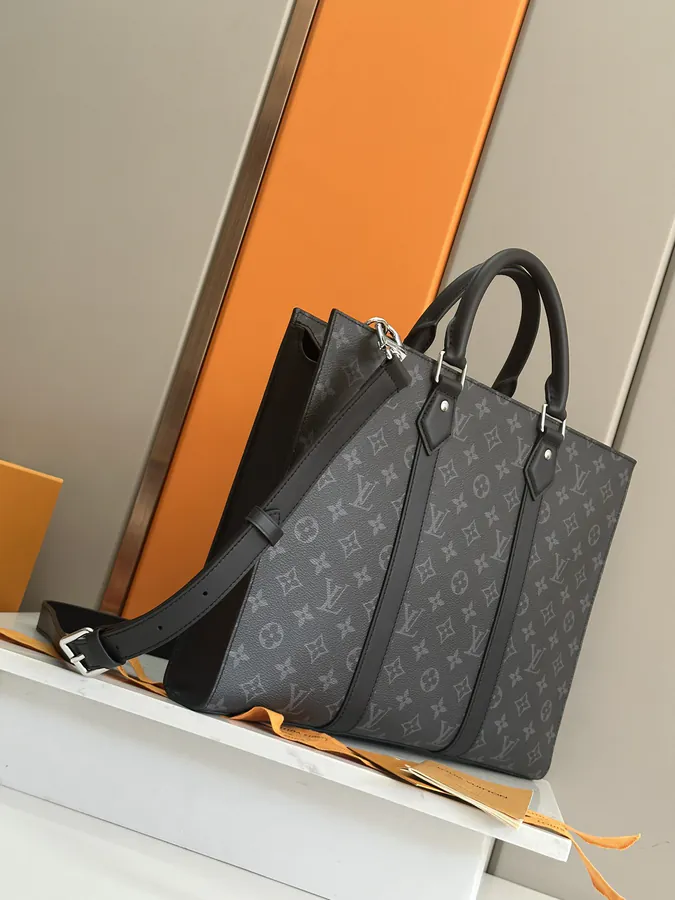Sac Plat 24H Handbag with Monogram Eclipse