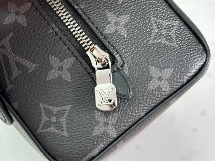 Loer Do Kit Black Flower, Mini Cosmetic Bag