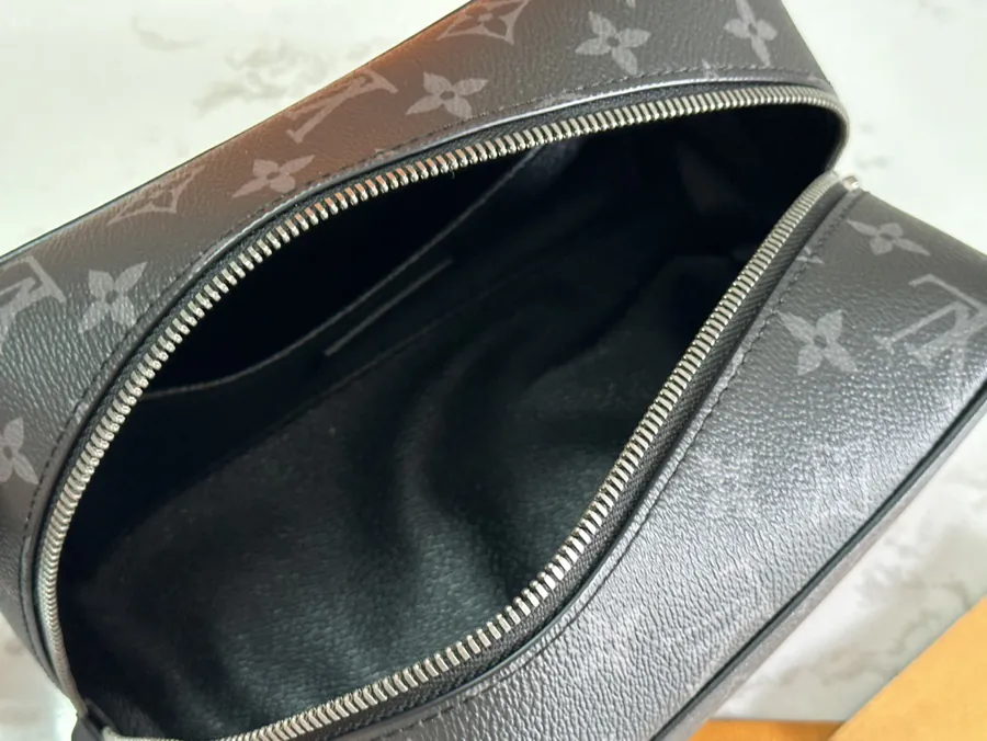 Loer Do Kit Black Flower, Mini Cosmetic Bag