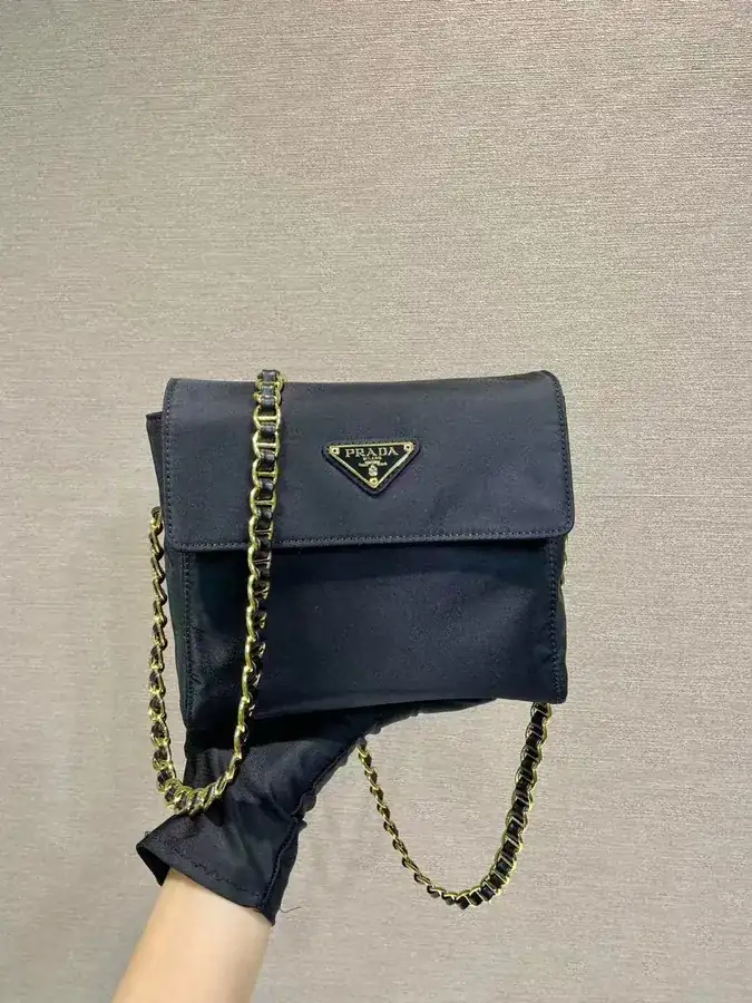 Vintage Chain Checkerboard Crossbody Bag 1BD648
