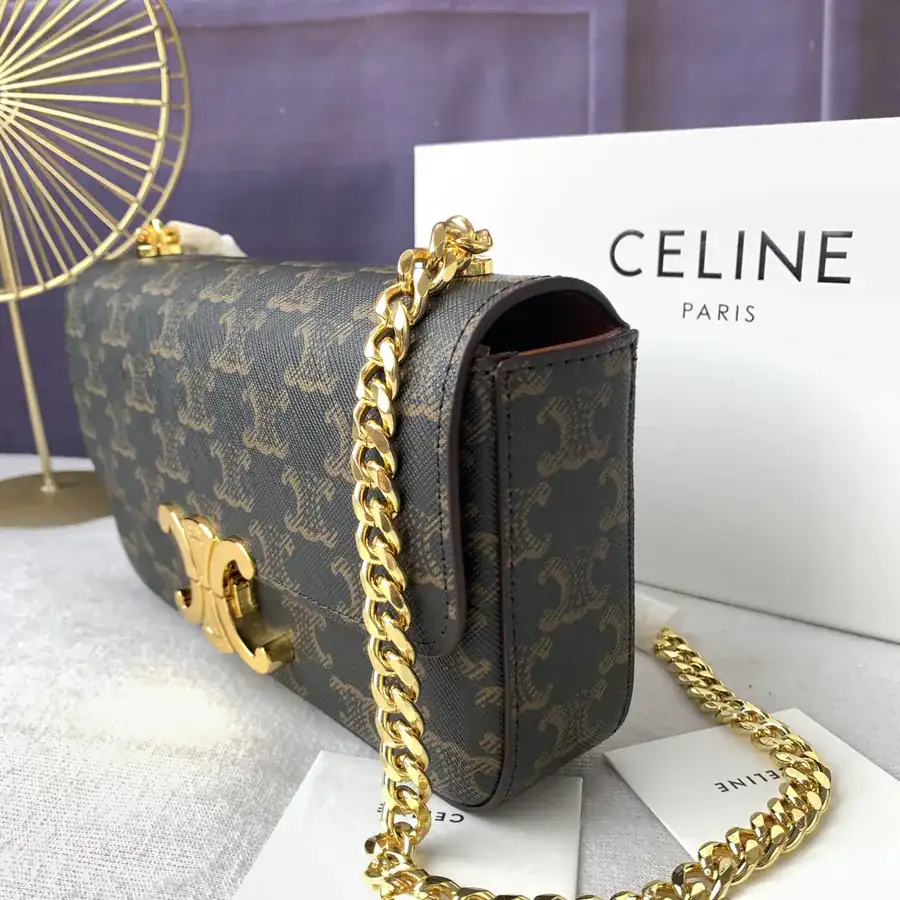 TrioMPHE Leather Chain Shoulder Bag Vintage Style