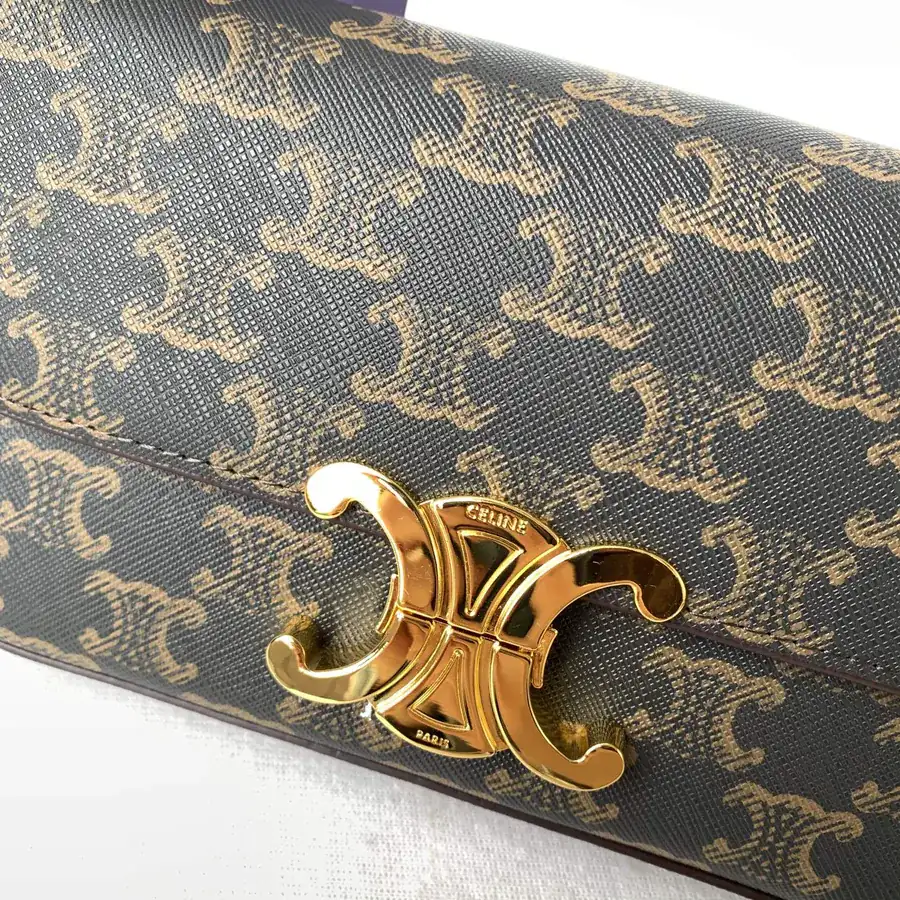 TrioMPHE Leather Chain Shoulder Bag Vintage Style