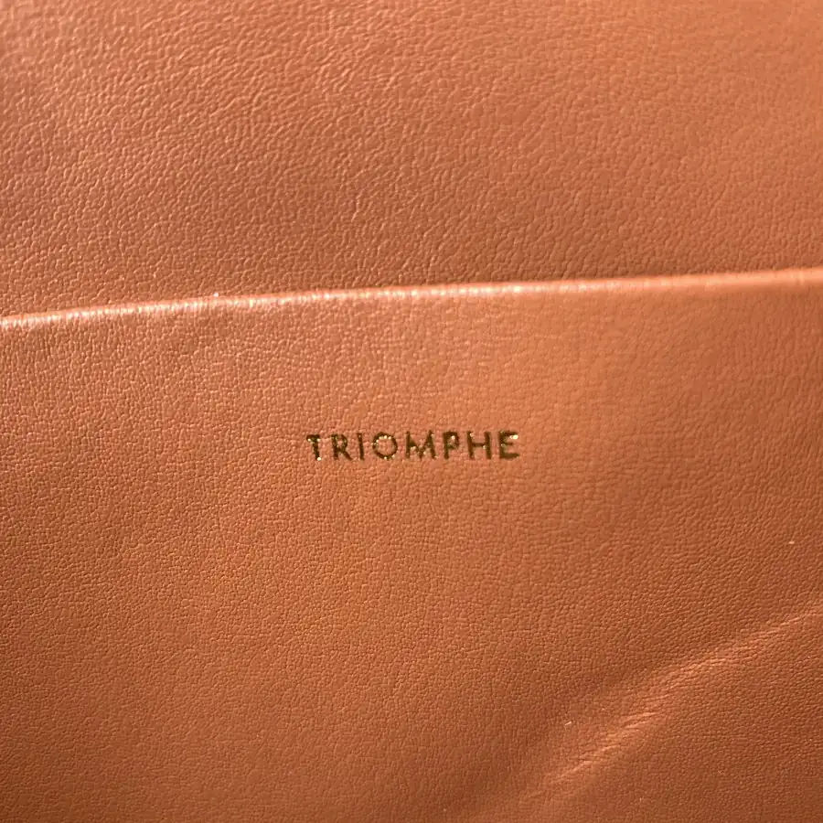 TrioMPHE Leather Chain Shoulder Bag Vintage Style