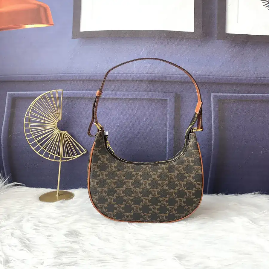 C293952 Saren腋下包 Fabric Material, Shoulder & Hand Carry