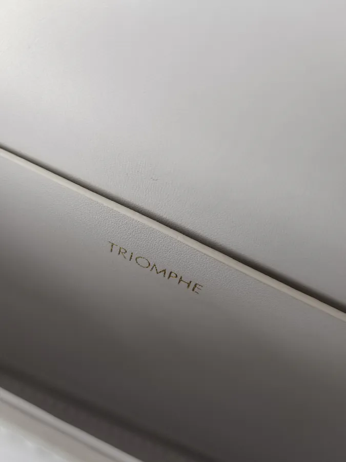 White Triumph Bag in Leather