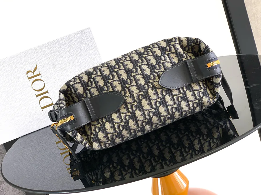 D Journey Handbag with Modern Design and Soft Fabric