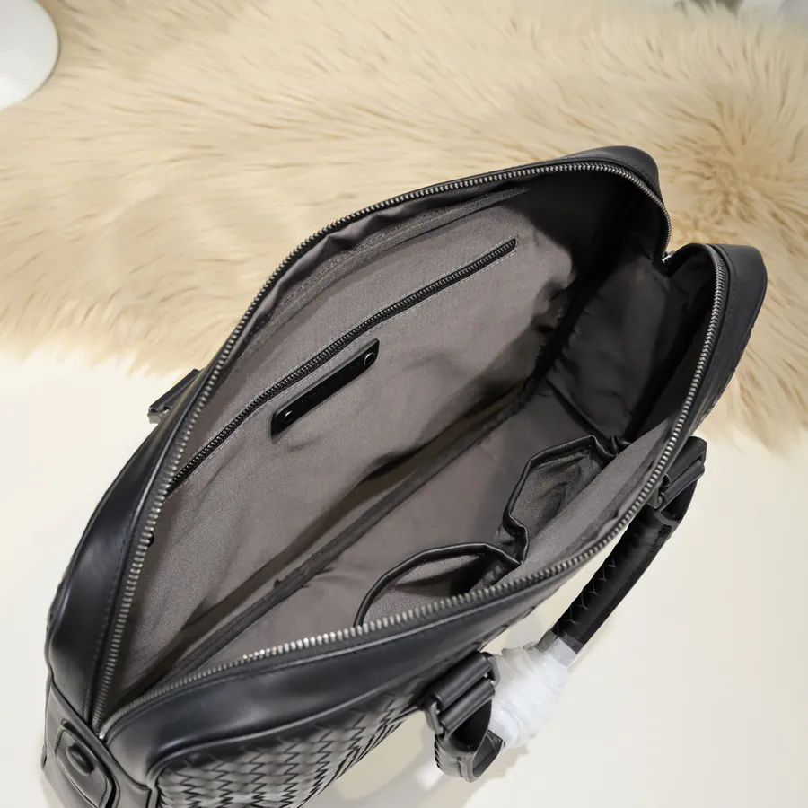 BV Latest Men's Briefcase Premium Quality, Elegant Design