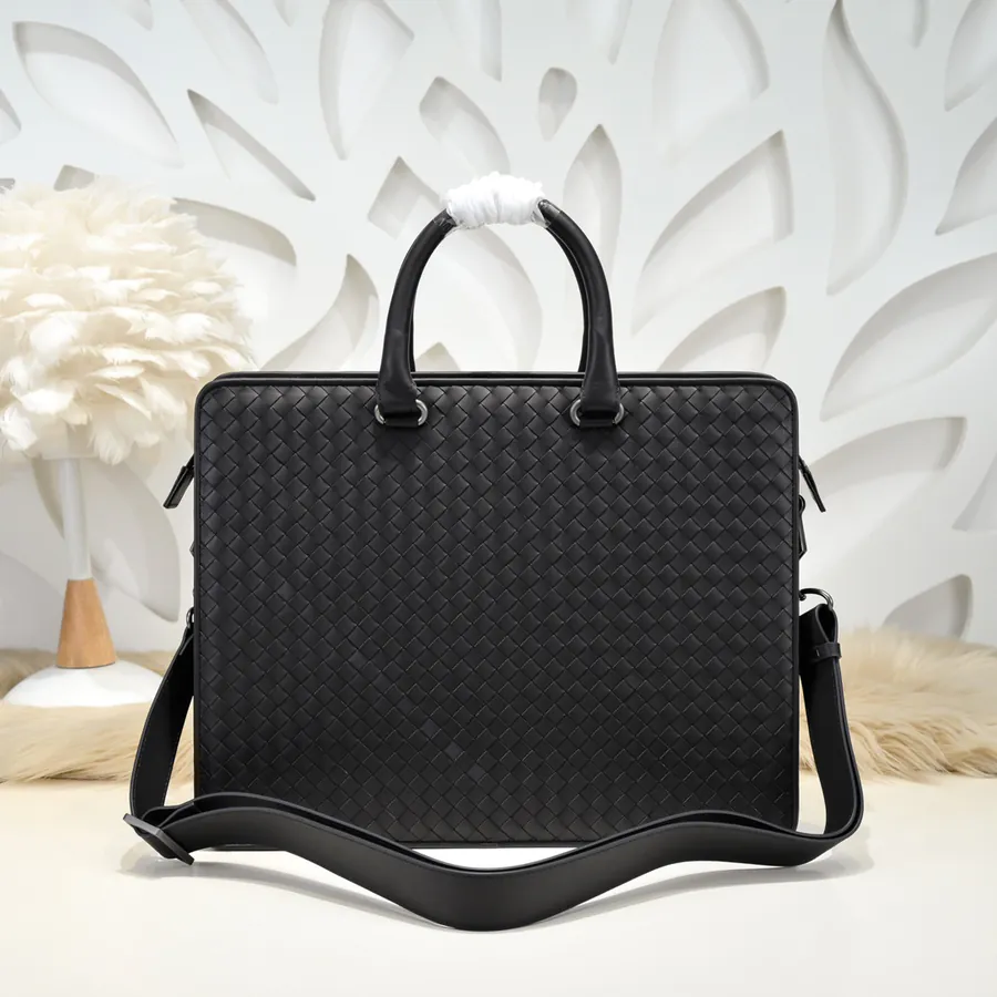 New Men's Briefcase Premium Quality, Official Replica, Grained Calfskin, Elegant Design