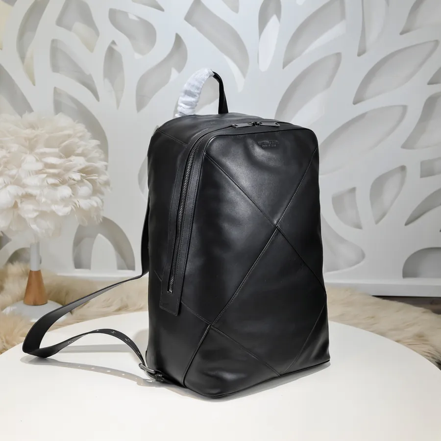 BV Latest Men's Backpack Premium Leather, Elegant Design