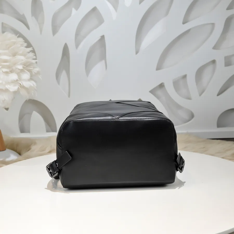 BV Latest Men's Backpack Premium Leather, Elegant Design