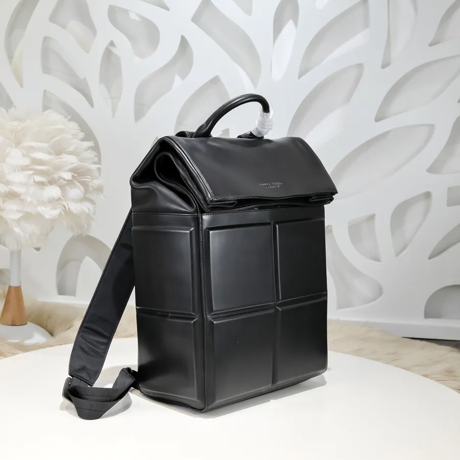 BV Latest Men's Backpack Premium Leather, Elegant Design