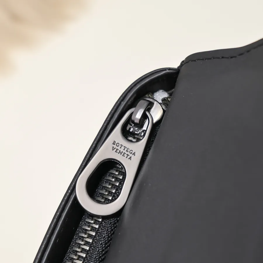 New Men's Handbag Premium Quality