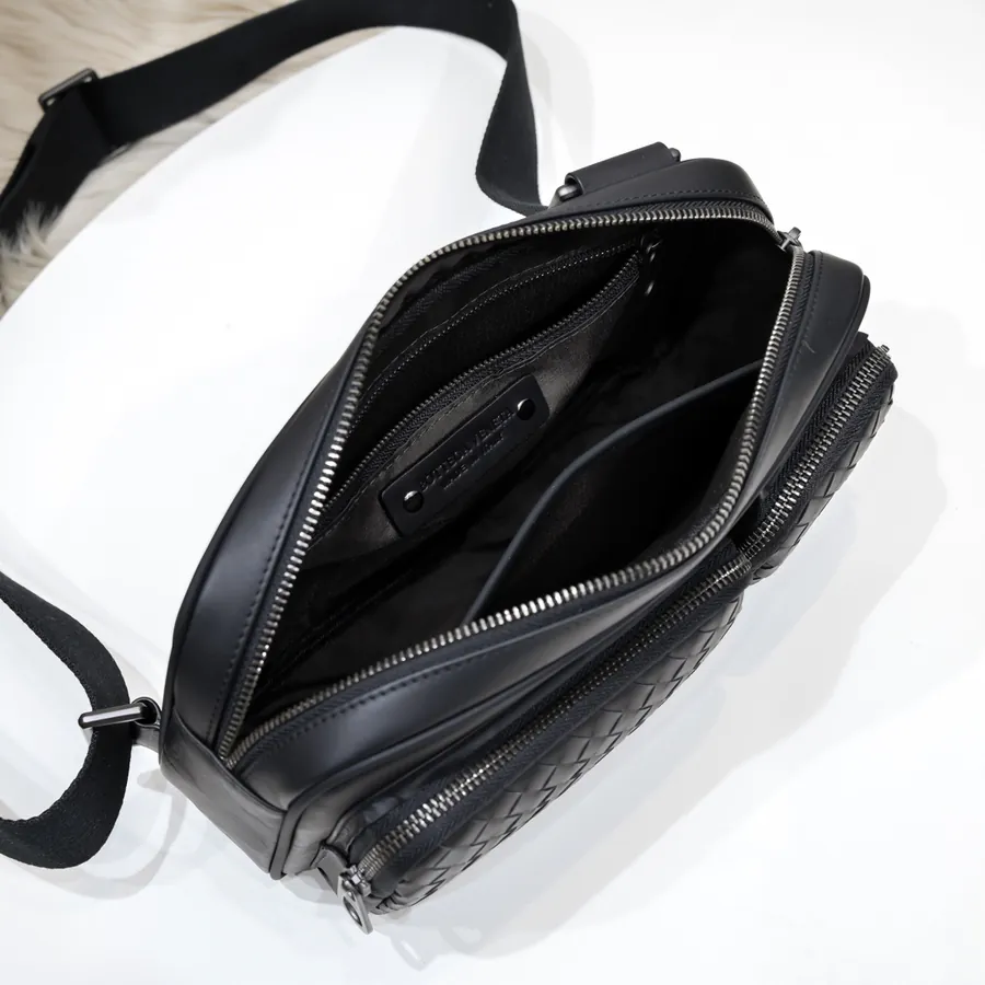 BV Latest Men's Chest Bag Premium Quality, Official Website Synchronized