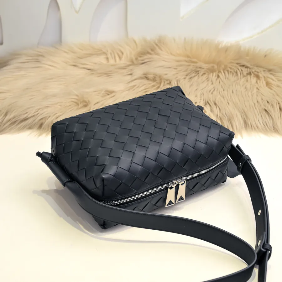 BV Latest Men's Crossbody Bag Premium Quality