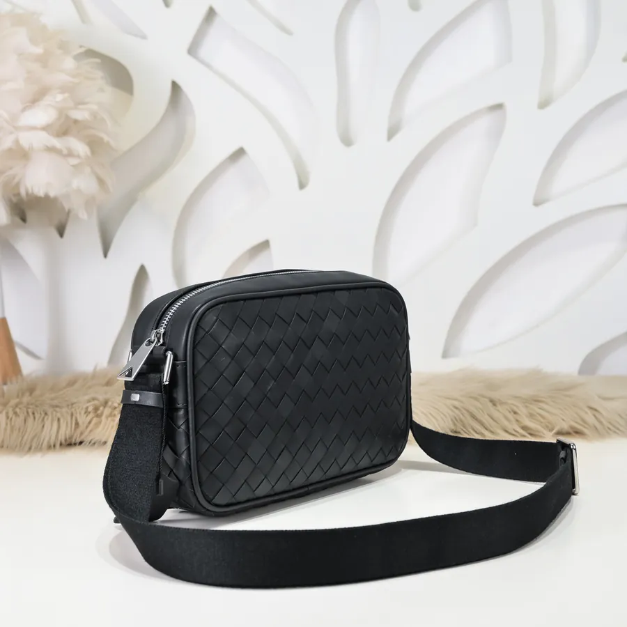 BV Latest Men's Shoulder Bag with Crossbody Style