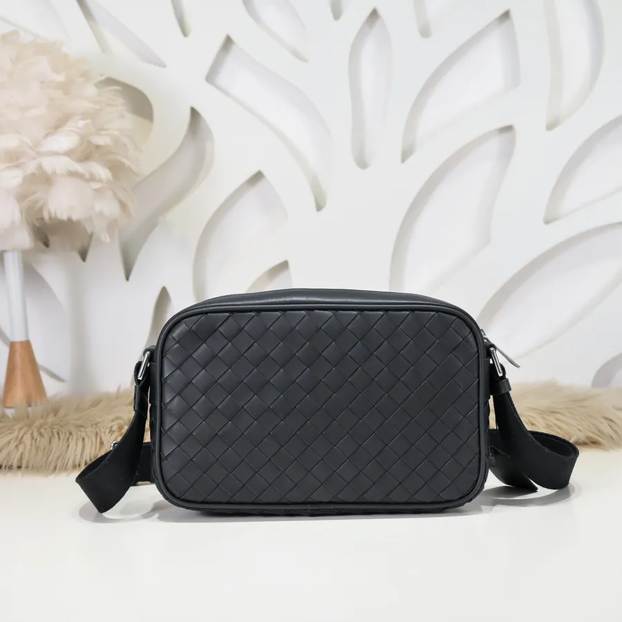 BV Latest Men's Shoulder Bag with Crossbody Style