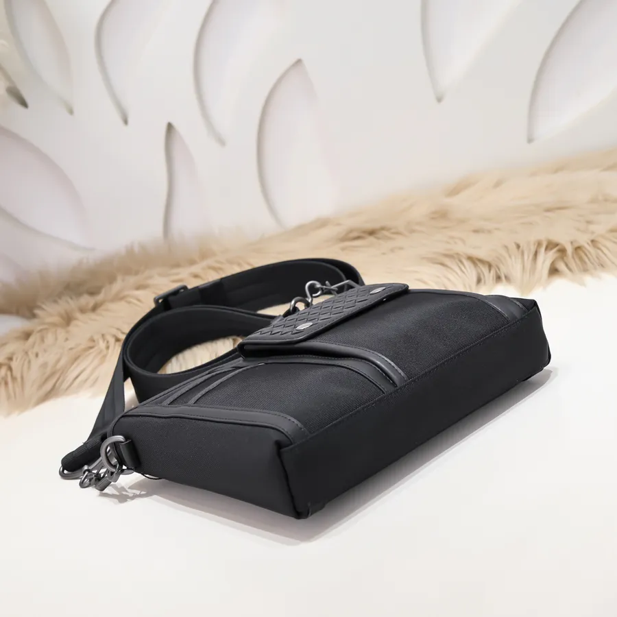 New Men's Crossbody Bag Premium Quality