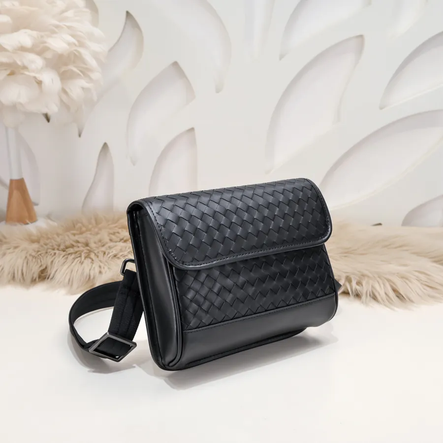 BV Latest Men's Crossbody Bag Premium Quality
