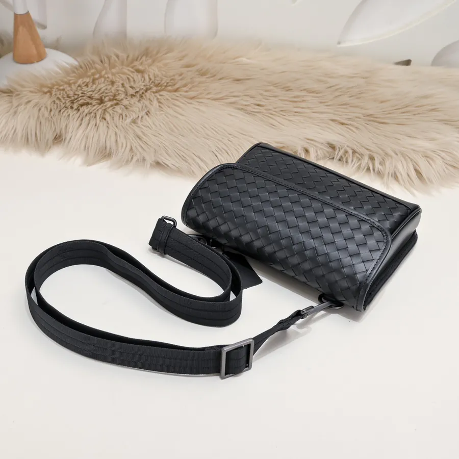 BV Latest Men's Crossbody Bag Premium Quality