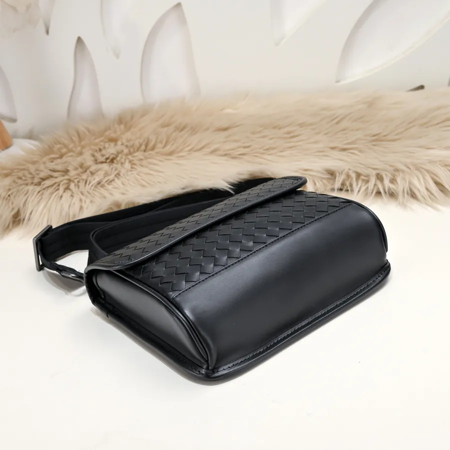 BV Latest Men's Crossbody Bag Premium Quality