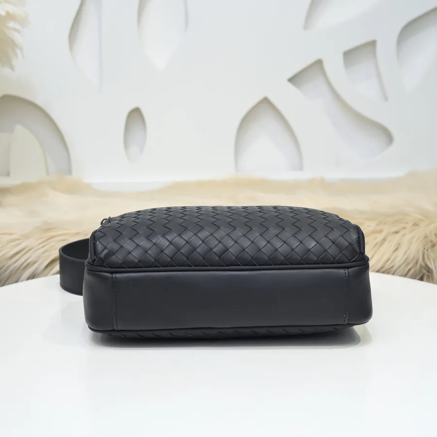 BV Latest Men's Crossbody Bag Premium Quality