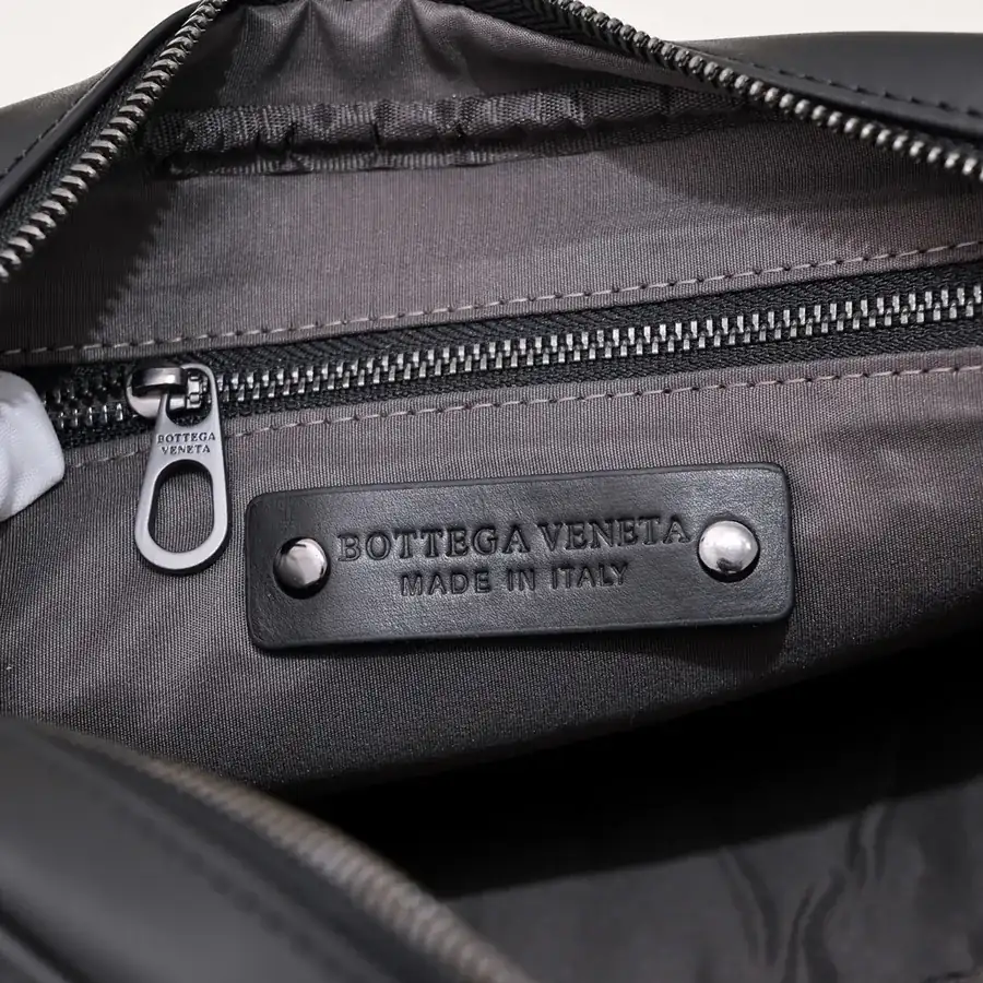 BV Latest Men's Crossbody Bag Premium Quality