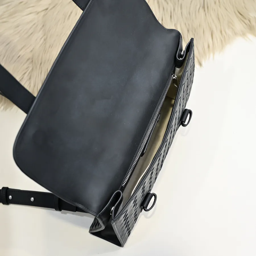 BV Latest Men's Crossbody Bag Premium Quality