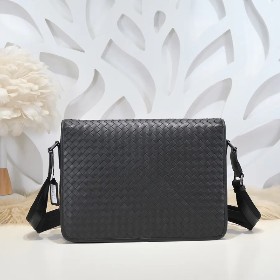 BV Latest Men's Crossbody Bag Premium Quality
