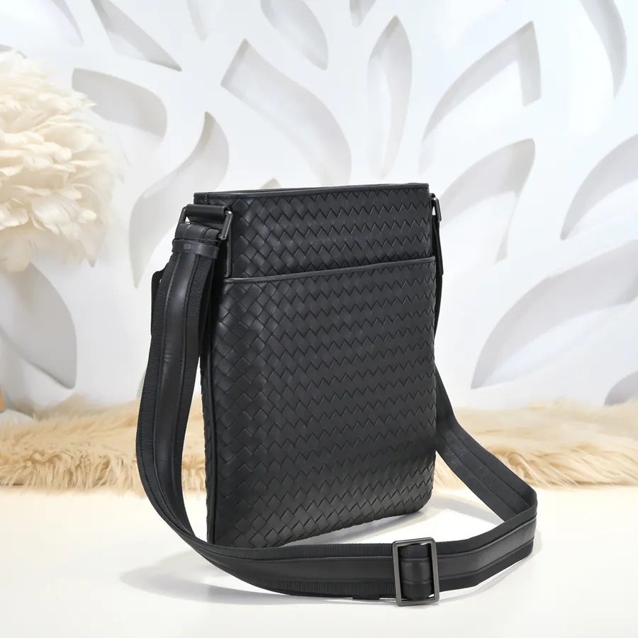 BV Latest Men's Crossbody Bag Premium Quality