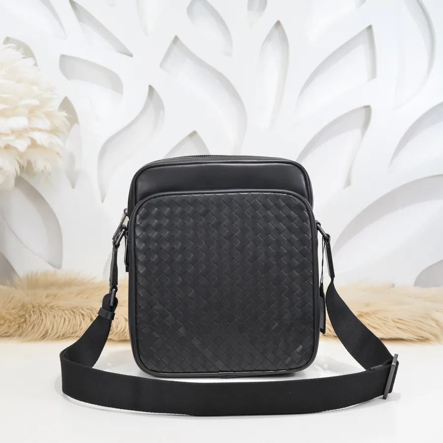 BV Latest Men's Crossbody Bag Premium Quality