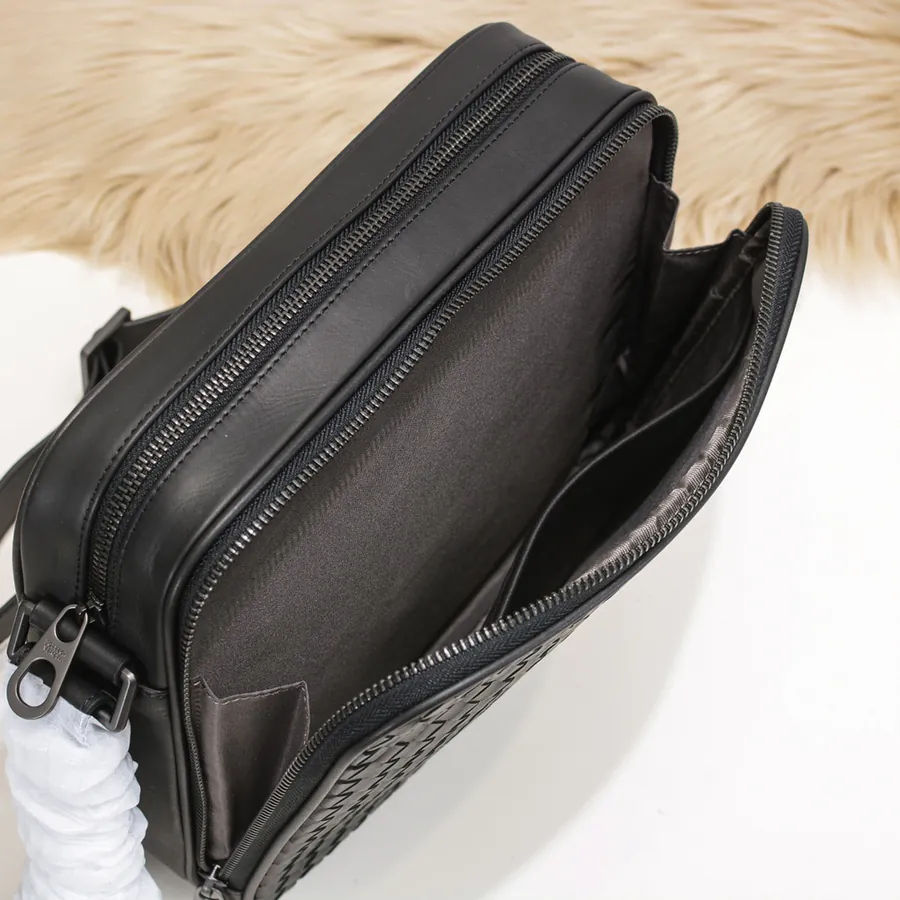 BV Latest Men's Crossbody Bag Premium Quality