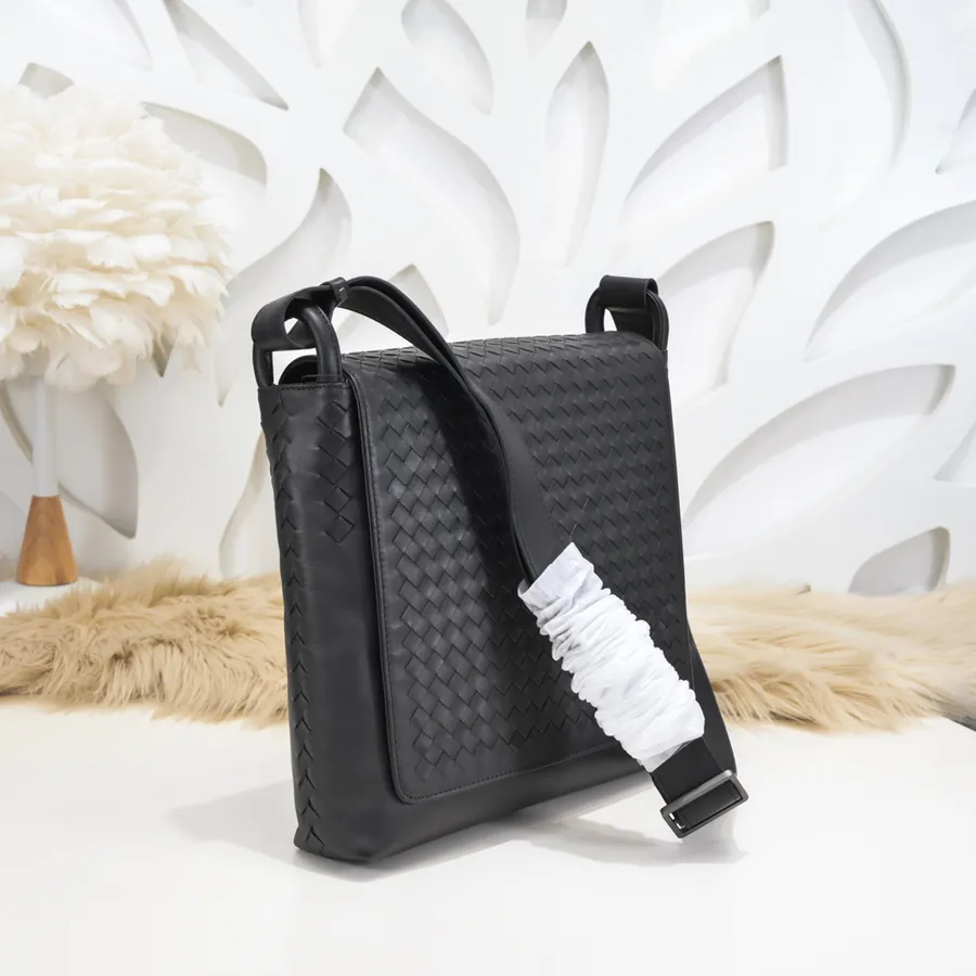 BV Latest Men's Crossbody Bag Premium Quality