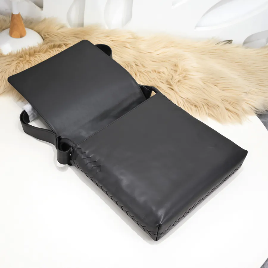 BV Latest Men's Crossbody Bag Premium Quality