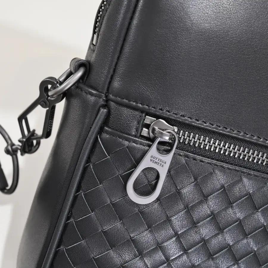 BV Latest Men's Crossbody Bag Premium Quality