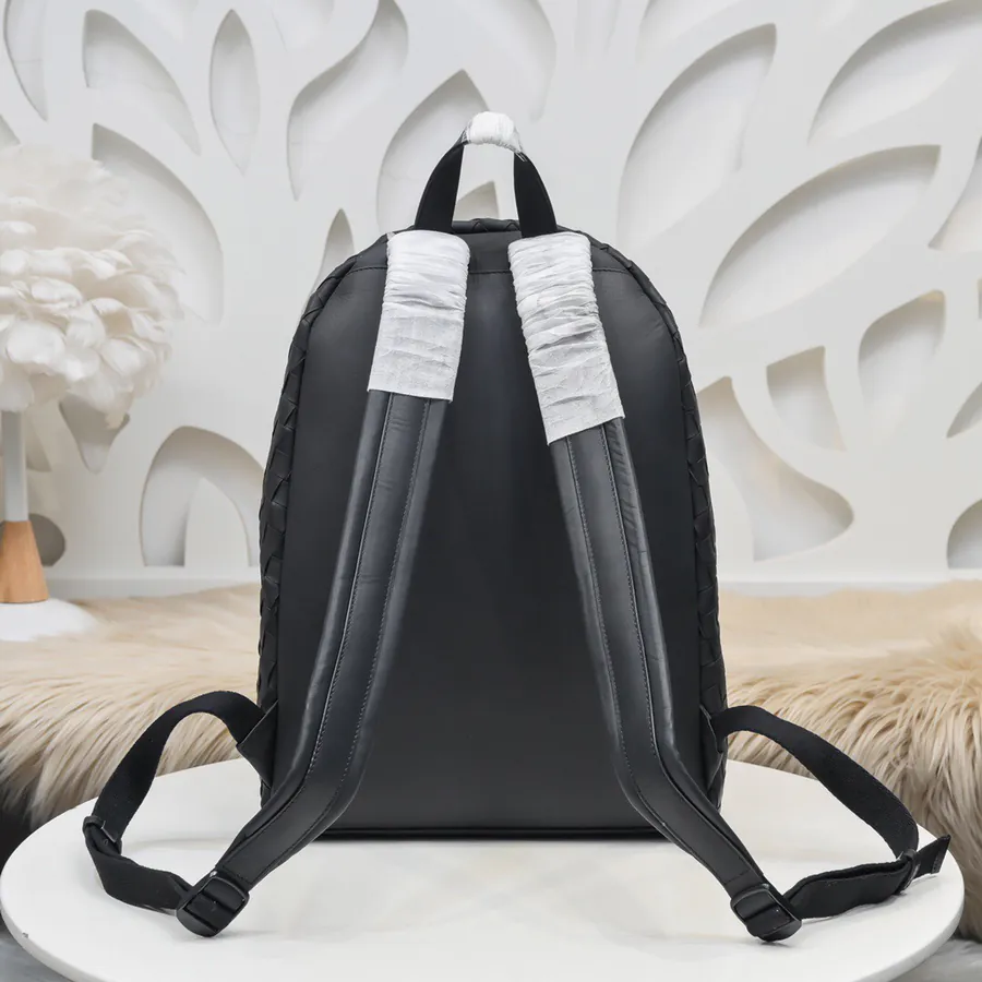 BV Latest Men's Backpack Premium Leather, Elegant Design