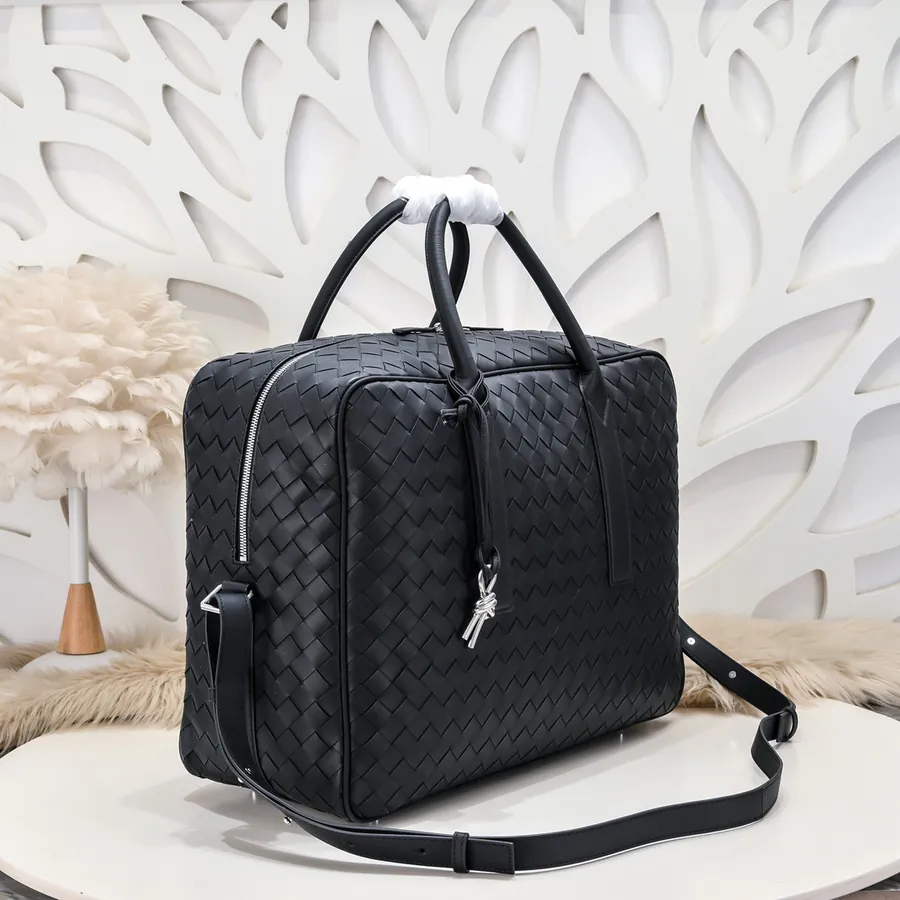 BV Latest Men's Travel Tote Premium Quality