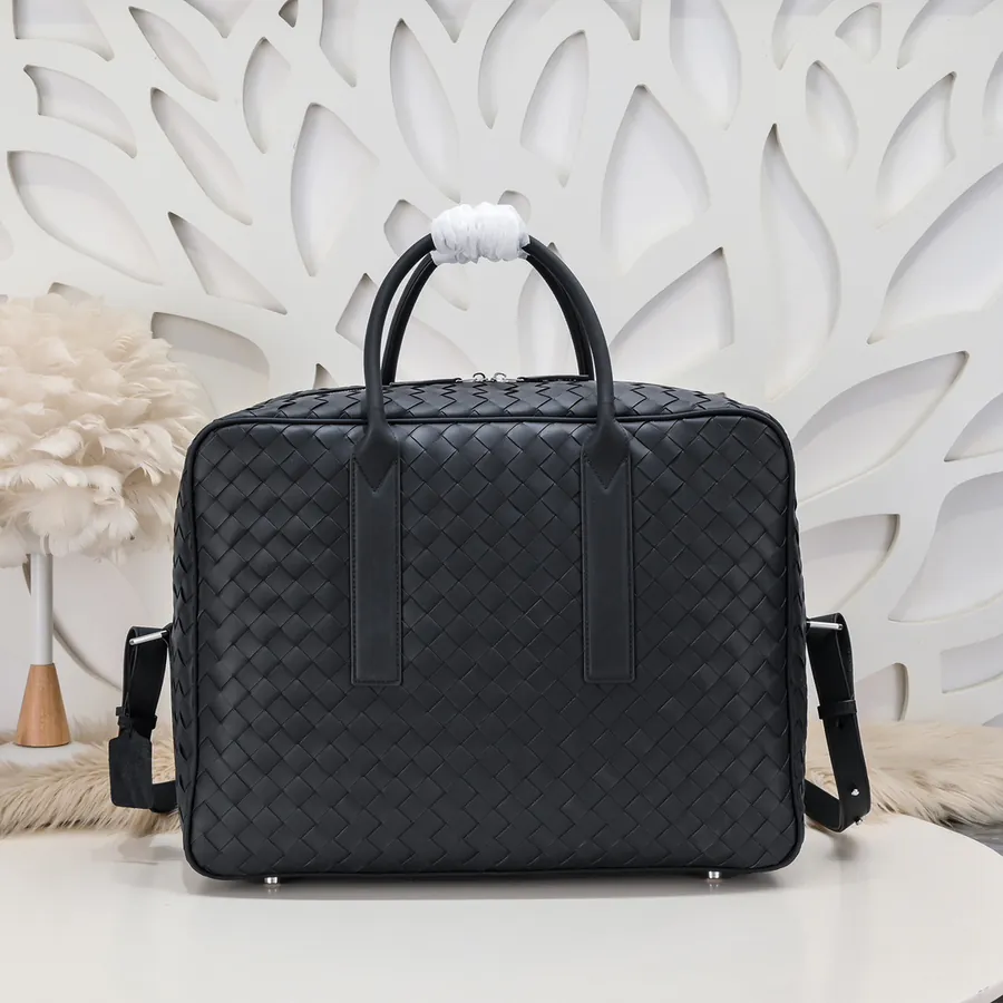 BV Latest Men's Travel Tote Premium Quality
