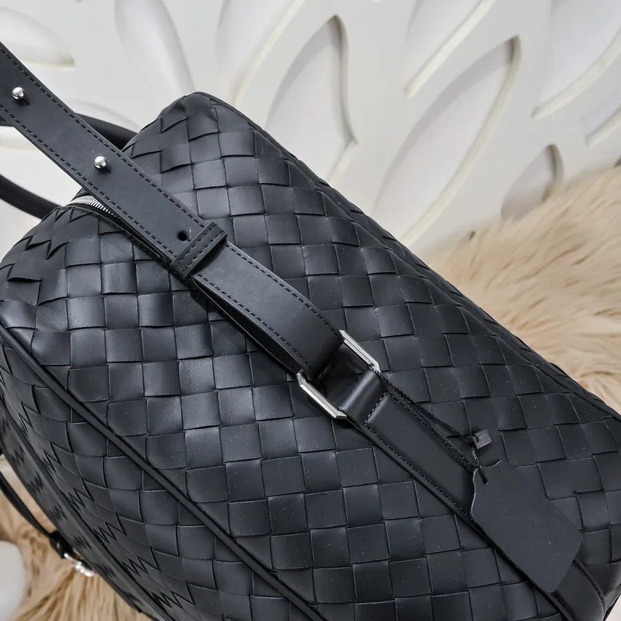 BV Latest Men's Travel Tote Premium Quality