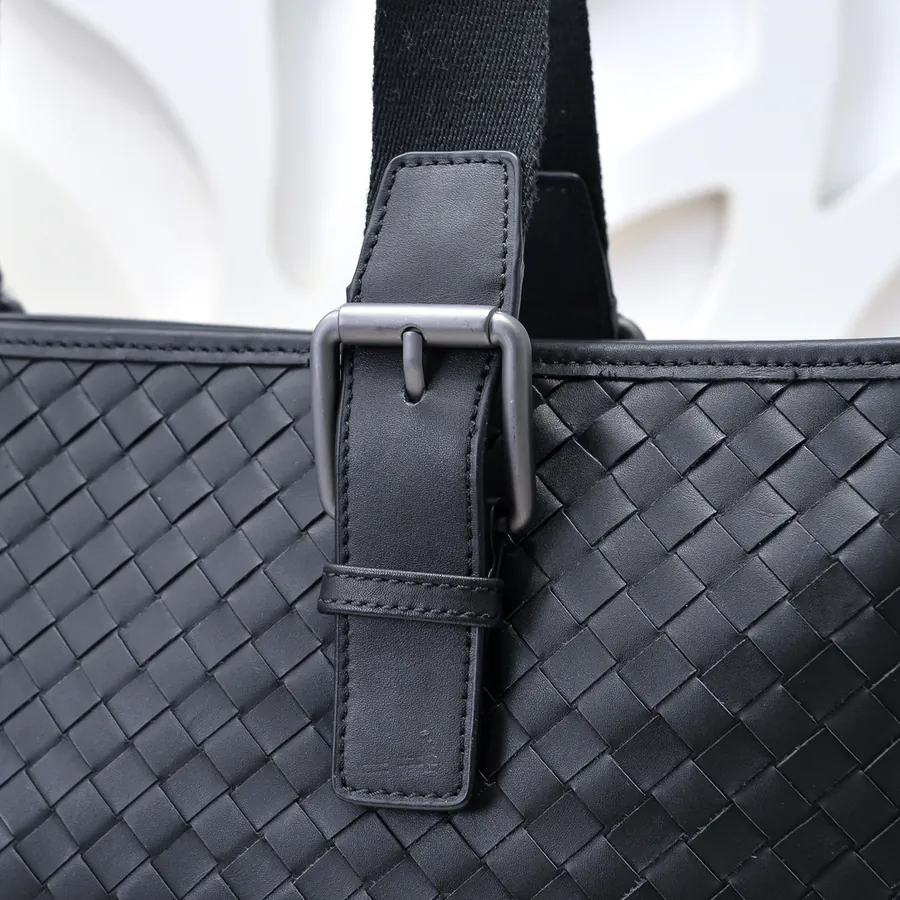 BV New Men's Briefcase Premium Leather, Elegant Design