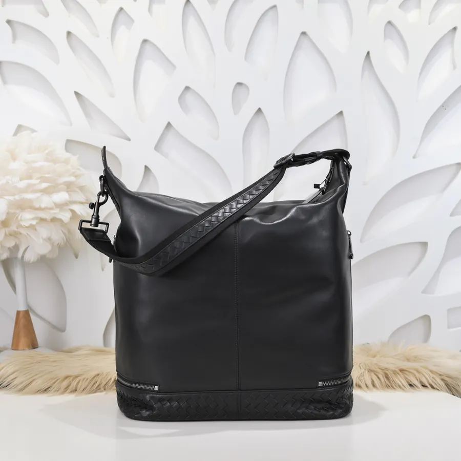 BV Latest Men's Briefcase Premium Leather, Elegant Design