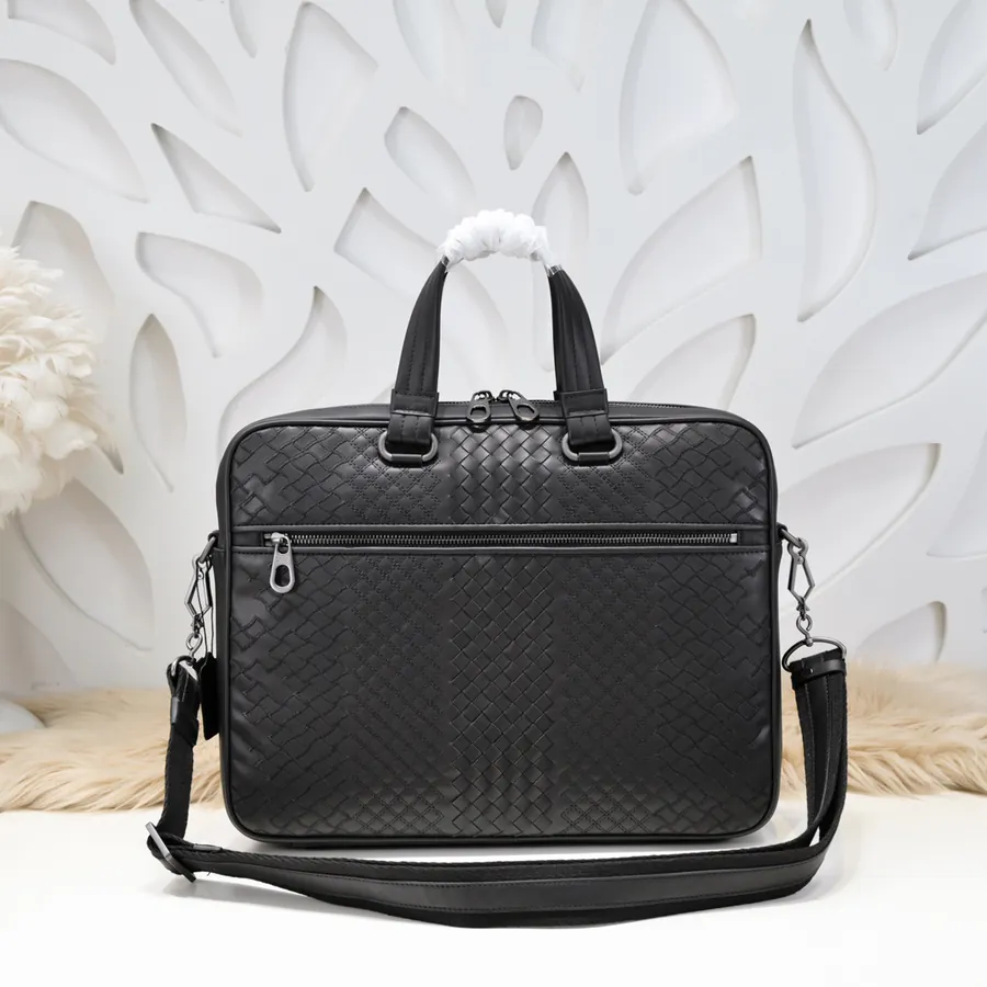 BV Latest Men's Briefcase Premium Leather, Elegant Design