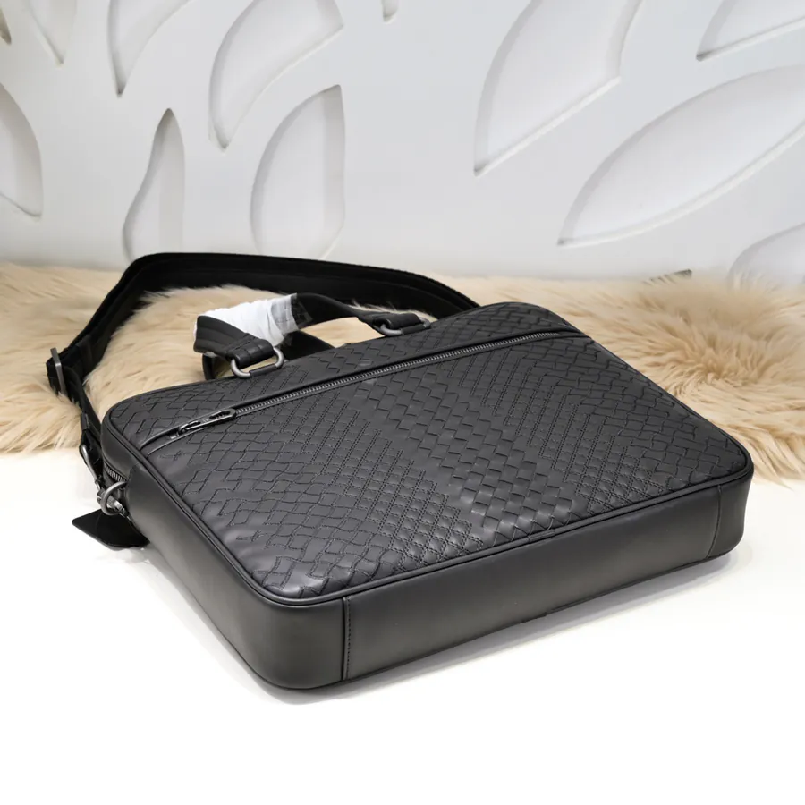 BV Latest Men's Briefcase Premium Leather, Elegant Design