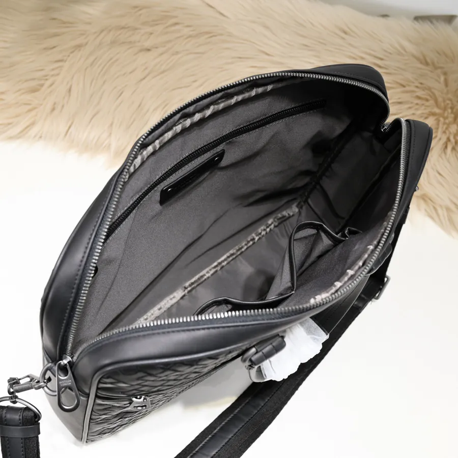 BV Latest Men's Briefcase Premium Leather, Elegant Design