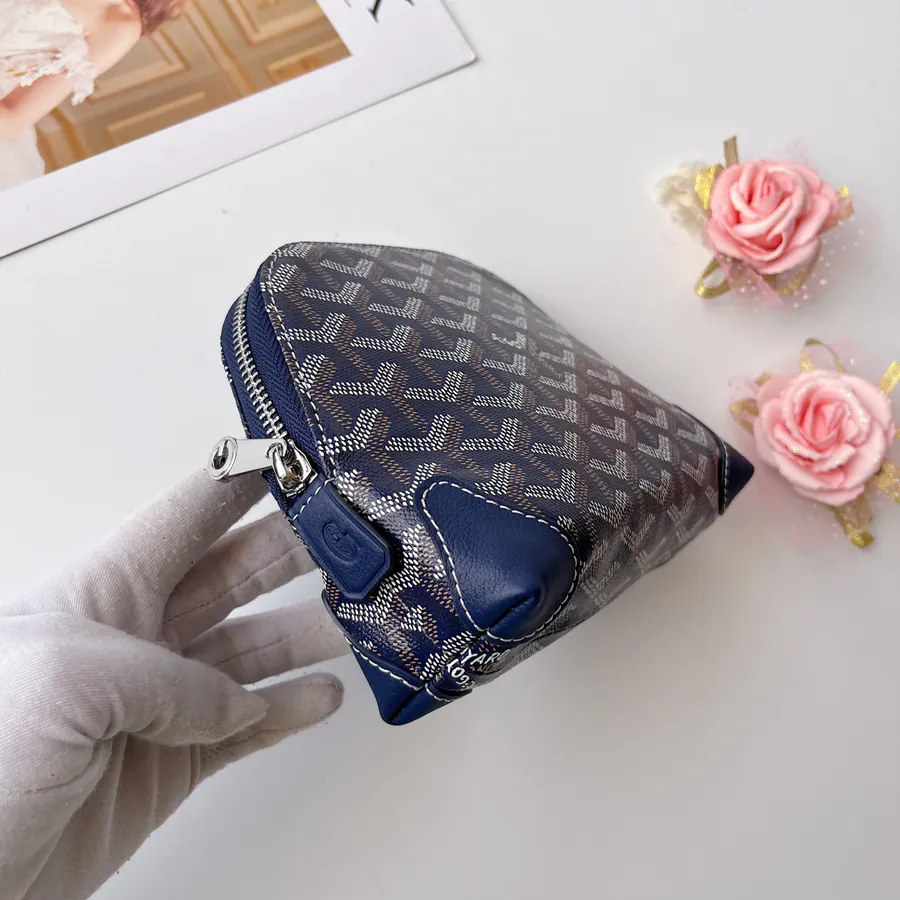Mini Shell Shape Vendome Pouch Handbag