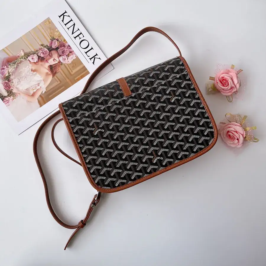 Belvédère Satchel Classic Minimalist Design
